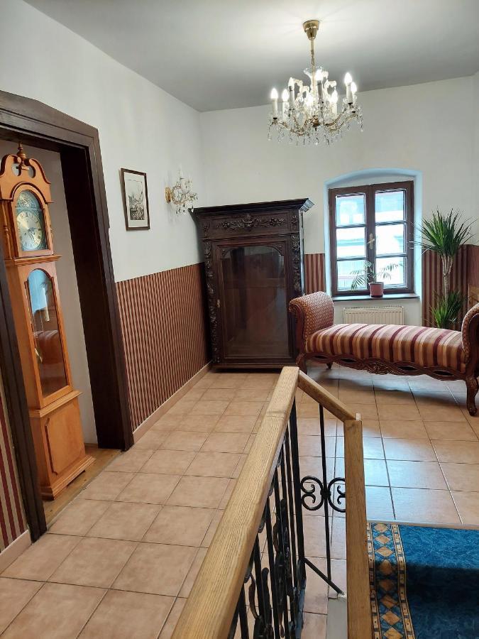 Hotel Salamander - Garni Банська Штявниця Екстер'єр фото