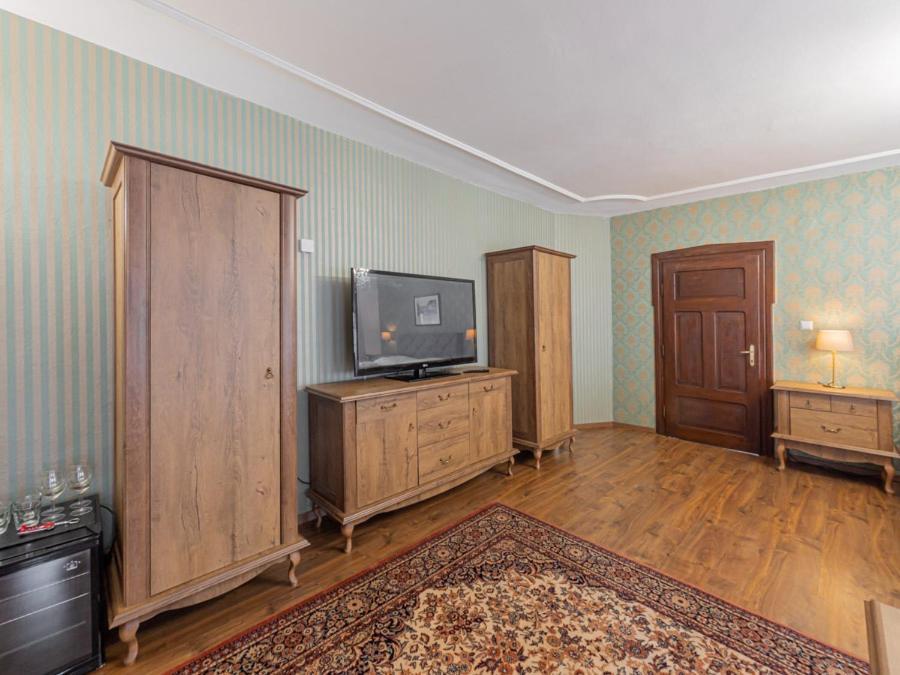 Hotel Salamander - Garni Банська Штявниця Екстер'єр фото