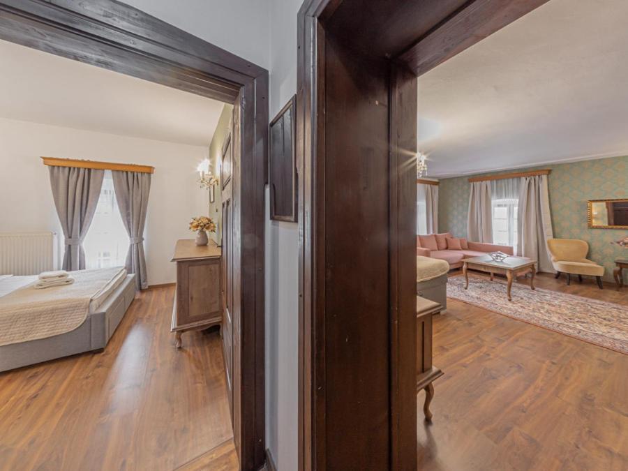 Hotel Salamander - Garni Банська Штявниця Екстер'єр фото