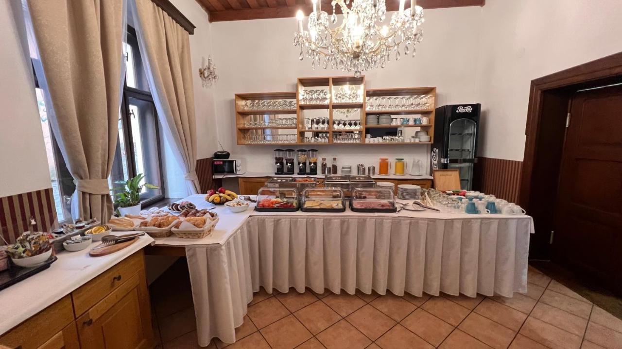 Hotel Salamander - Garni Банська Штявниця Екстер'єр фото